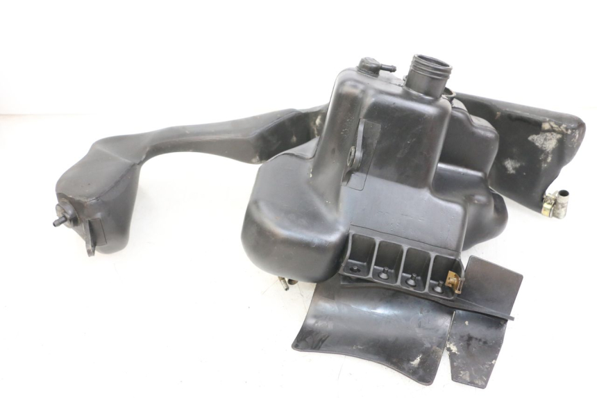 photo de ZBIORNIK PALIWA PIAGGIO TYPHOON 80 (1994 - 1997) - Inny kąt widzenia