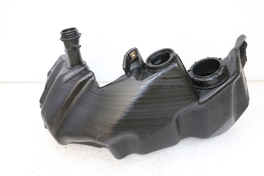 photo de ZBIORNIK PALIWA PIAGGIO VESPA GTS SUPER IE 125 (2009 - 2016) - Widok główny