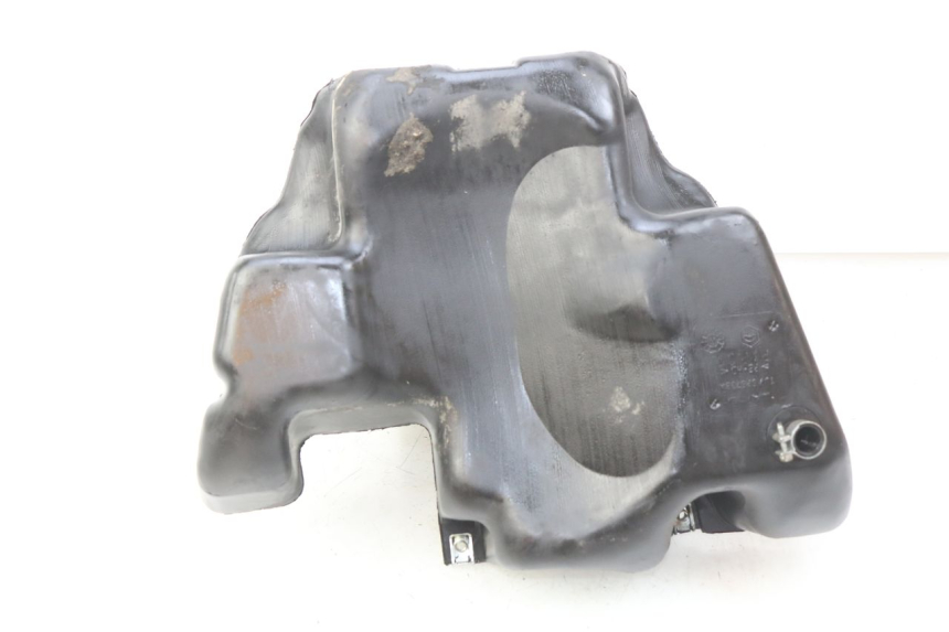 photo de ZBIORNIK PALIWA PIAGGIO VESPA S 2T 50 (2007 - 2014) - Zoom stanu zużycia