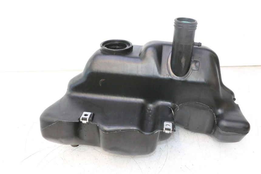 photo de ZBIORNIK PALIWA PIAGGIO VESPA S 2T 50 (2007 - 2014) - Szczegół części