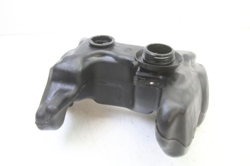 photo de ZBIORNIK PALIWA PEUGEOT VIVACITY 50 (2004 - 2009) - Inny kąt widzenia