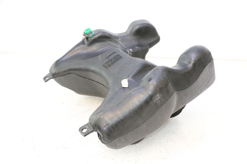 photo de ZBIORNIK PALIWA PEUGEOT VIVACITY 50 (2004 - 2009) - Zoom stanu zużycia