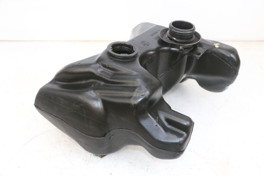 photo de ZBIORNIK PALIWA PEUGEOT VIVACITY 100 (1999 - 2008) - Zbliżenie techniczne