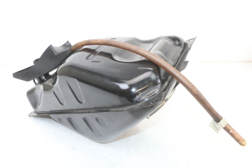 photo de ZBIORNIK PALIWA YAMAHA XMAX X-MAX ABS 125 (2017 - 2020) - Zbliżenie techniczne