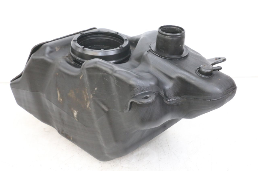 photo de ZBIORNIK PALIWA YAMAHA X-MAX XMAX 250 (2006 - 2009) - Inny kąt widzenia