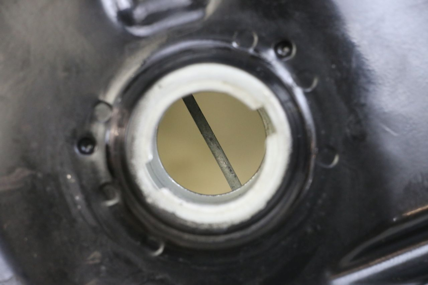 photo de ZBIORNIK PALIWA SYM X-PRO 4T 50 (2014 - 2021) - Zoom stanu zużycia