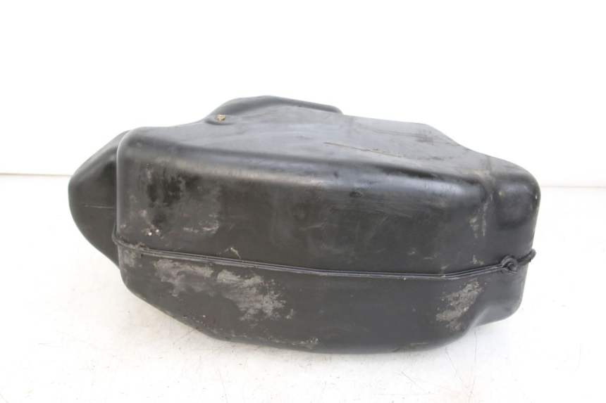 photo de ZBIORNIK PALIWA PIAGGIO X10 125 (2012 - 2017) - Zoom stanu zużycia