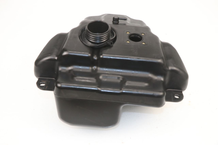 photo de ZBIORNIK PALIWA RAZZO XENON 4T 50 (2008 - 2012) - Zbliżenie techniczne