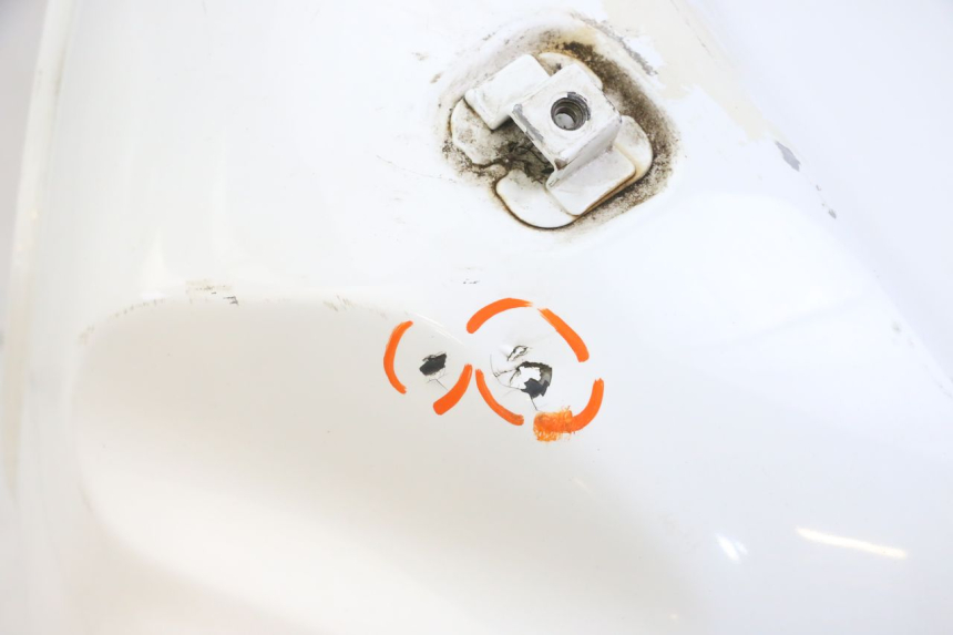 photo de ZBIORNIK PALIWA HONDA XLV VARADERO 125 (2000 - 2006) - Szczegół części