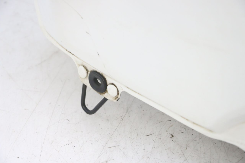 photo de ZBIORNIK PALIWA HONDA XLV VARADERO 125 (2000 - 2006) - Zoom stanu zużycia