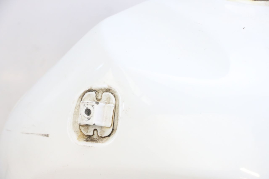 photo de ZBIORNIK PALIWA HONDA XLV VARADERO 125 (2000 - 2006) - Inny kąt widzenia