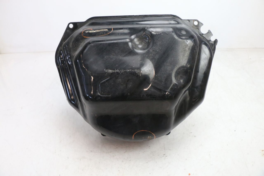 photo de ZBIORNIK PALIWA YAMAHA XP T-MAX ABS 500 (2005 - 2005) - Zoom stanu zużycia