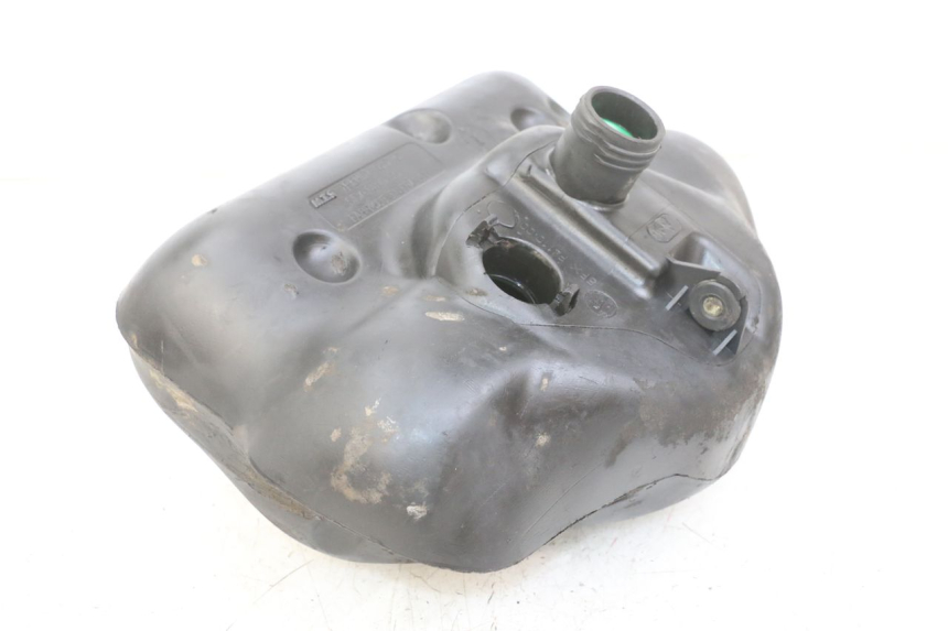 photo de ZBIORNIK PALIWA YAMAHA BW'S NG NEXT GENERATION 50 (1996 - 2003) - Zbliżenie techniczne