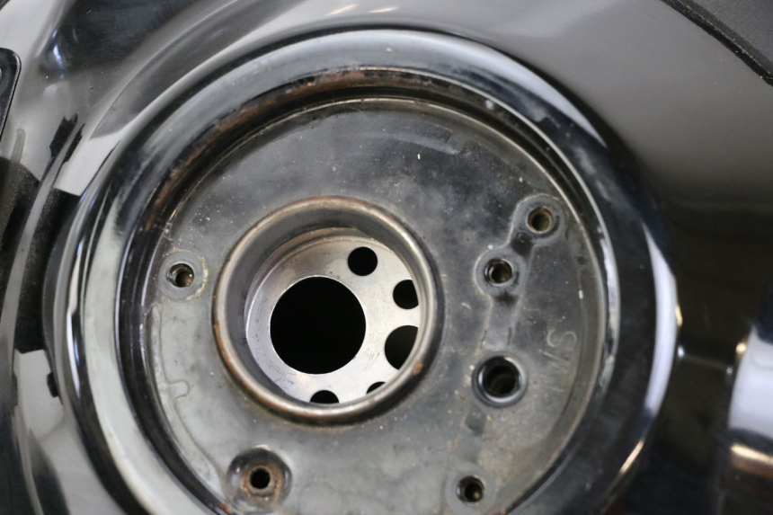 photo de ZBIORNIK PALIWA YAMAHA TRACER 7 700 (2020 - 2024) - Inny kąt widzenia