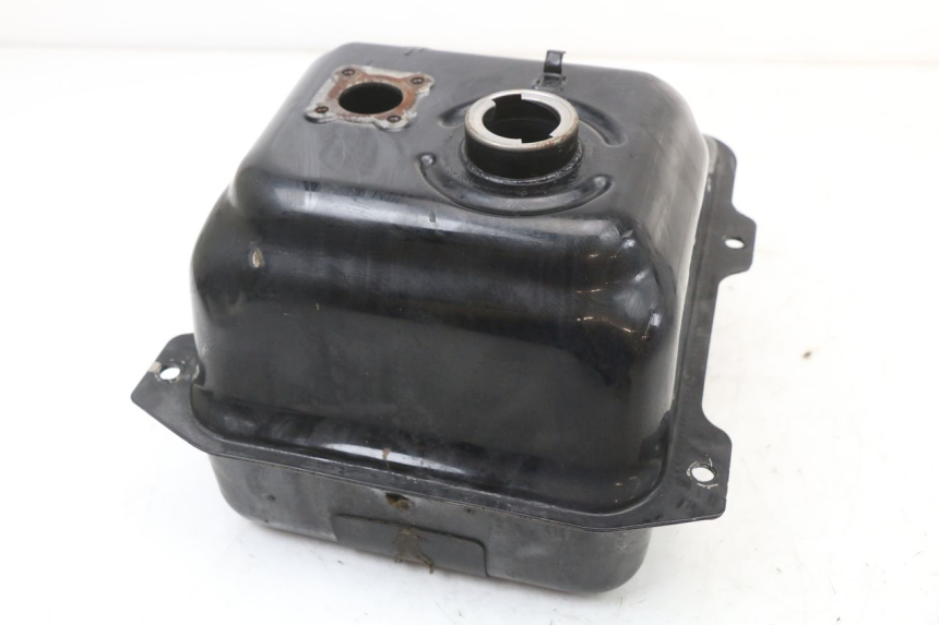 photo de ZBIORNIK PALIWA YAMAHA YE ZEST 50 (1992 - 1998) - Szczegół części