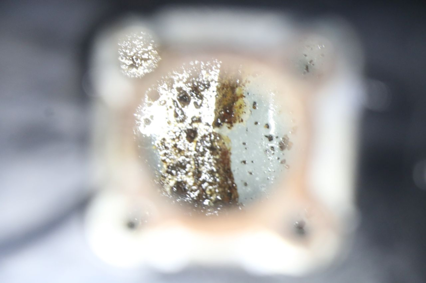 photo de ZBIORNIK PALIWA YAMAHA YE ZEST 50 (1992 - 1998) - Punkty mocowania