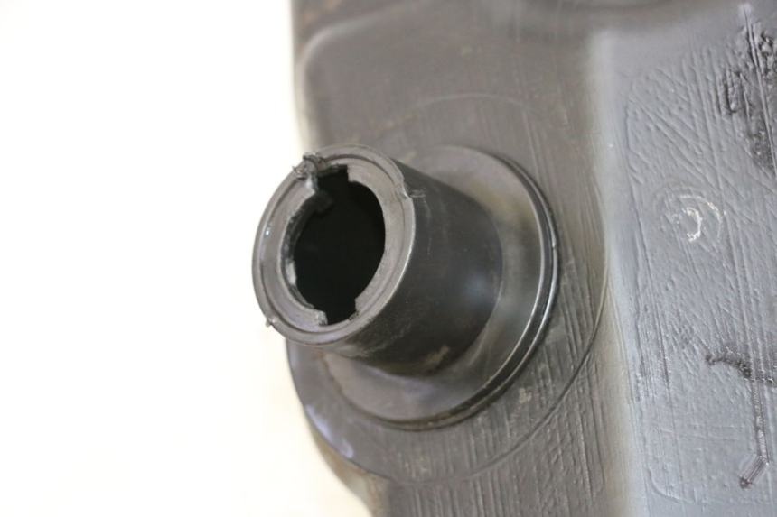 photo de ZBIORNIK PALIWA YAMAHA YP MAJESTY 125 (2007 - 2010) - Szczegół części