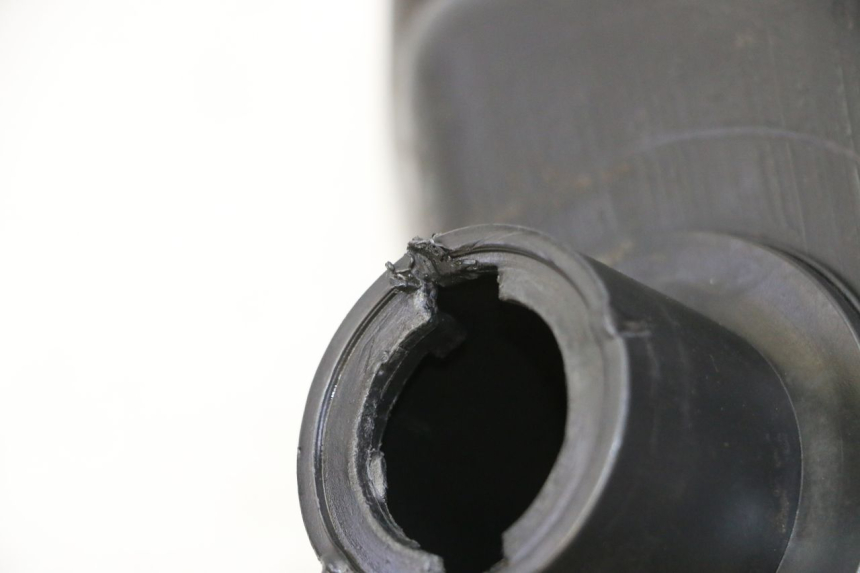 photo de ZBIORNIK PALIWA YAMAHA YP MAJESTY 125 (2007 - 2010) - Zoom stanu zużycia