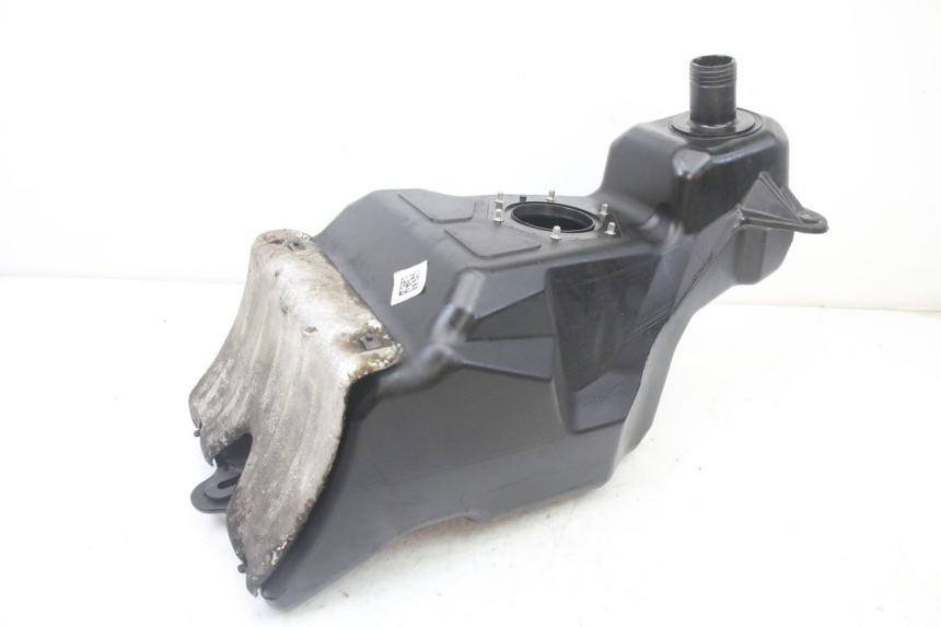 photo de ZBIORNIK PALIWA YAMAHA YP X-MAX XMAX 400 (2014 - 2017) - Inny kąt widzenia