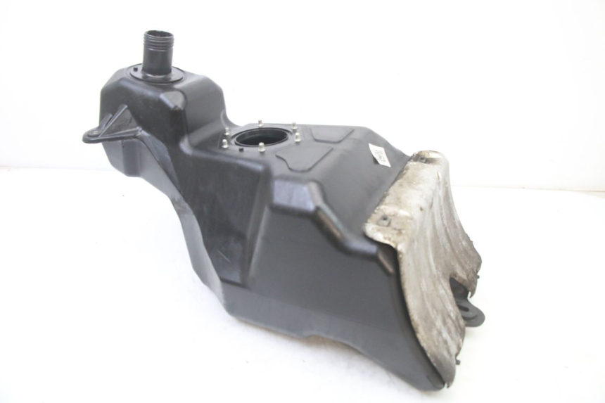 photo de ZBIORNIK PALIWA YAMAHA YP X-MAX XMAX 400 (2014 - 2017) - Zbliżenie techniczne