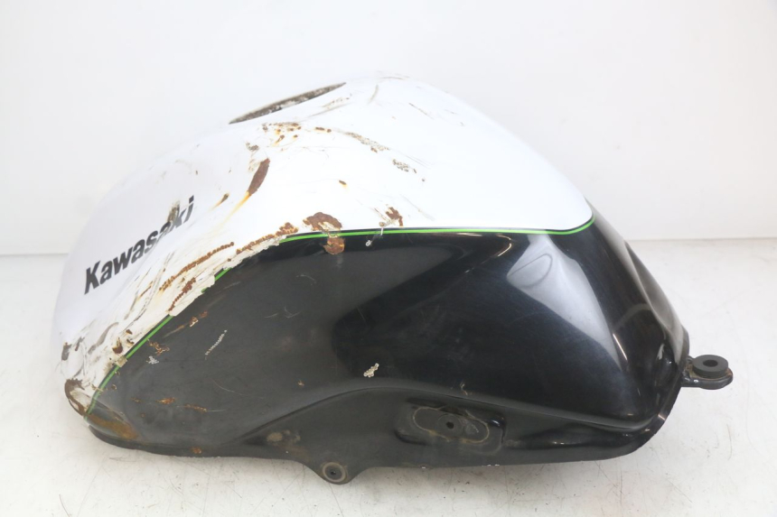 photo de ZBIORNIK PALIWA KAWASAKI Z 750 (2007 - 2013) - Widok z bliska