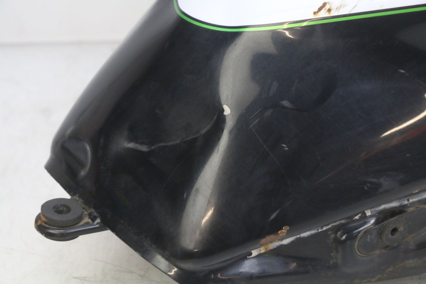 photo de ZBIORNIK PALIWA KAWASAKI Z 750 (2007 - 2013) - Alternatywny kąt