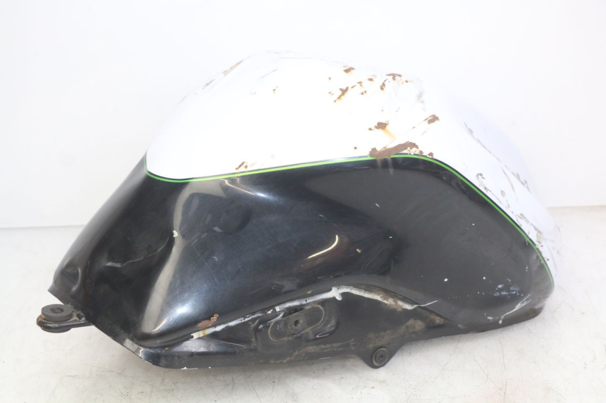 photo de ZBIORNIK PALIWA KAWASAKI Z 750 (2007 - 2013) - Widok profilu