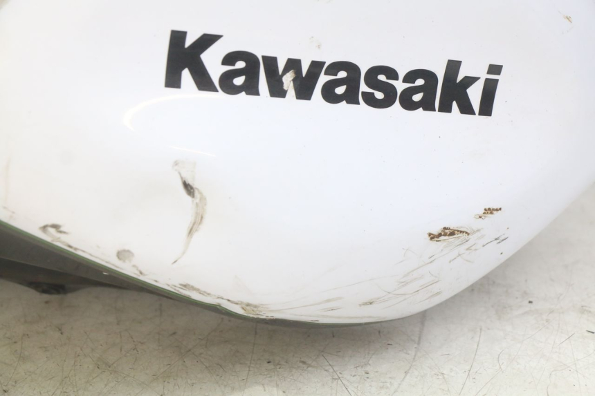 photo de ZBIORNIK PALIWA KAWASAKI Z 750 (2007 - 2013) - Inny kąt widzenia