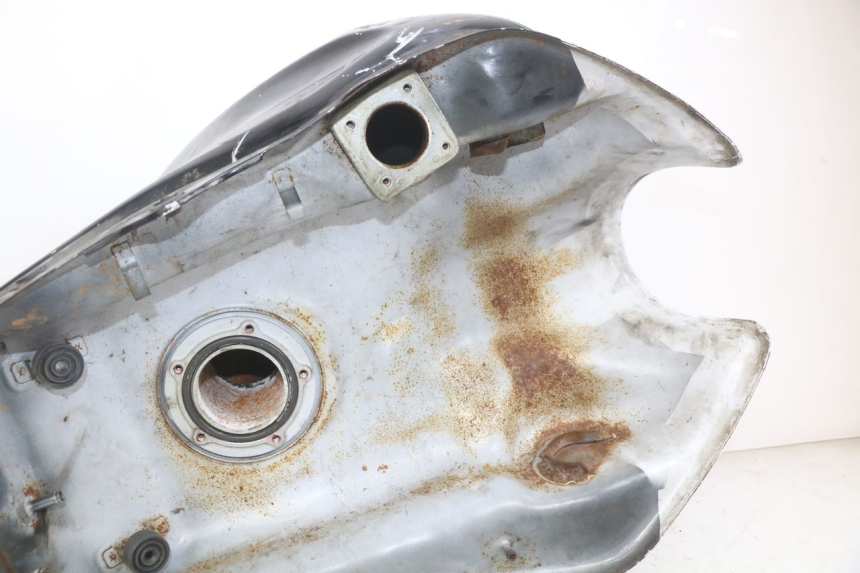 photo de ZBIORNIK PALIWA KAWASAKI Z 750 (2007 - 2013) - Zbliżenie techniczne