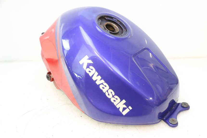 photo de ZBIORNIK PALIWA KAWASAKI ZX-6R ZX6R 600 (1995 - 1997) - Zbliżenie komponentów