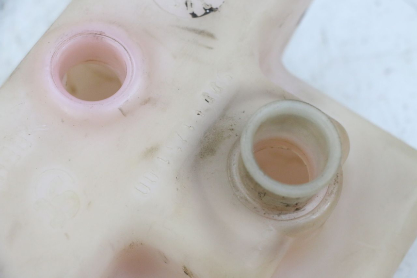 photo de ZBIORNIK OLEJU MBK BOOSTER SPIRIT NAKED 50 (2004 - 2017) - Szczegół części