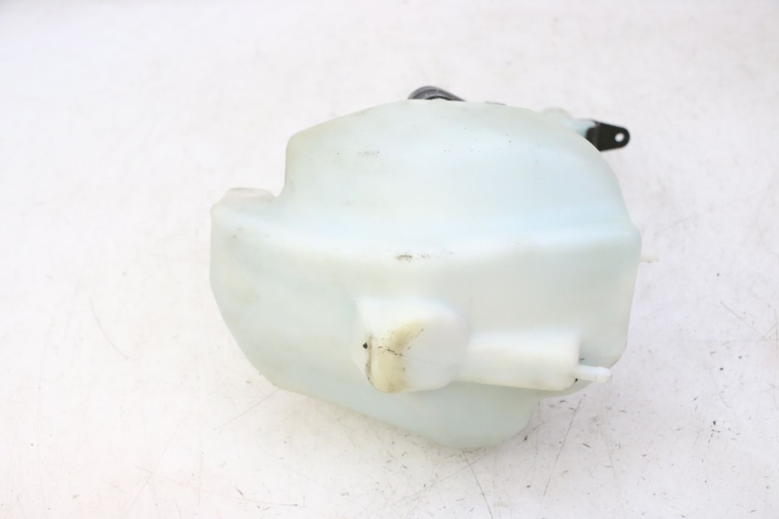 photo de ZBIORNIK OLEJU YAMAHA BW'S 100 (1999 - 2002) - Zbliżenie techniczne