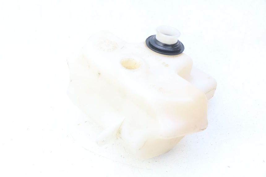 photo de ZBIORNIK OLEJU YAMAHA BW'S EASY 50 (2013 - 2016) - Zoom stanu zużycia