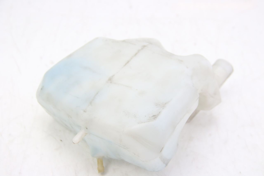 photo de ZBIORNIK OLEJU PEUGEOT CITYSTAR IE 2T 50 (2018 - 2021) - Inny kąt widzenia