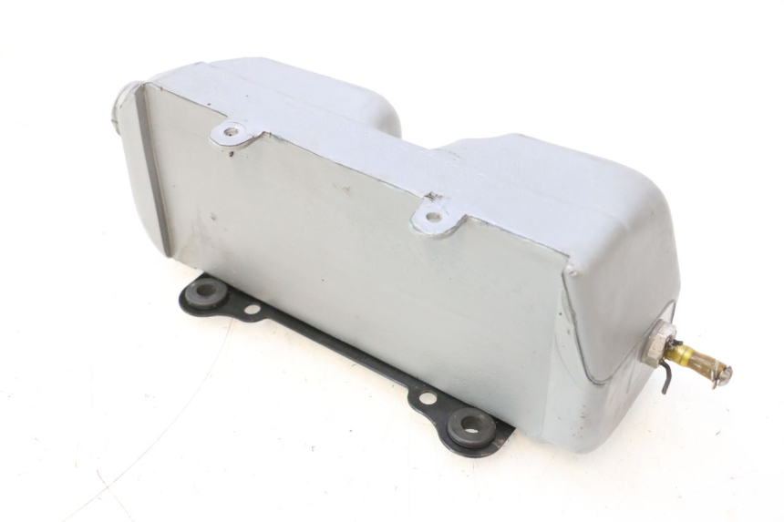 photo de ZBIORNIK OLEJU HM HONDA CRM DERAPAGE RR 50 (2006 - 2017) - Zbliżenie techniczne