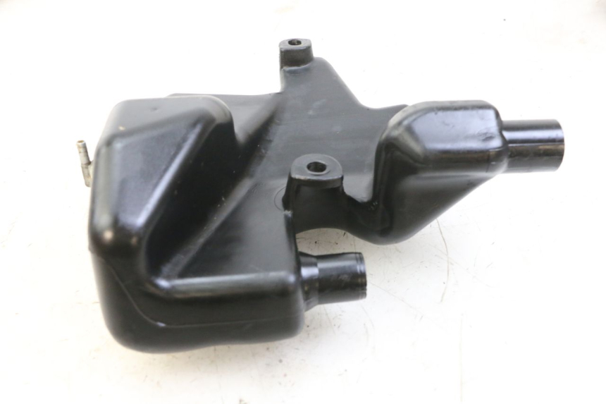 photo de ZBIORNIK OLEJU PIAGGIO FLY 2T 50 (2004 - 2017) - Inny kąt widzenia