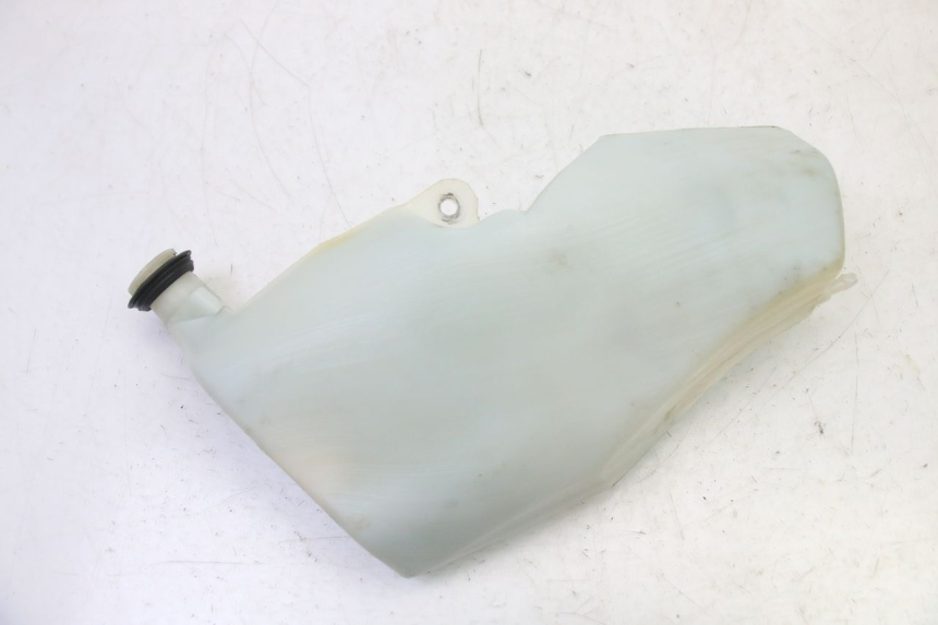 photo de ZBIORNIK OLEJU YAMAHA JOG R 50 (2004 - 2014) - Zbliżenie techniczne