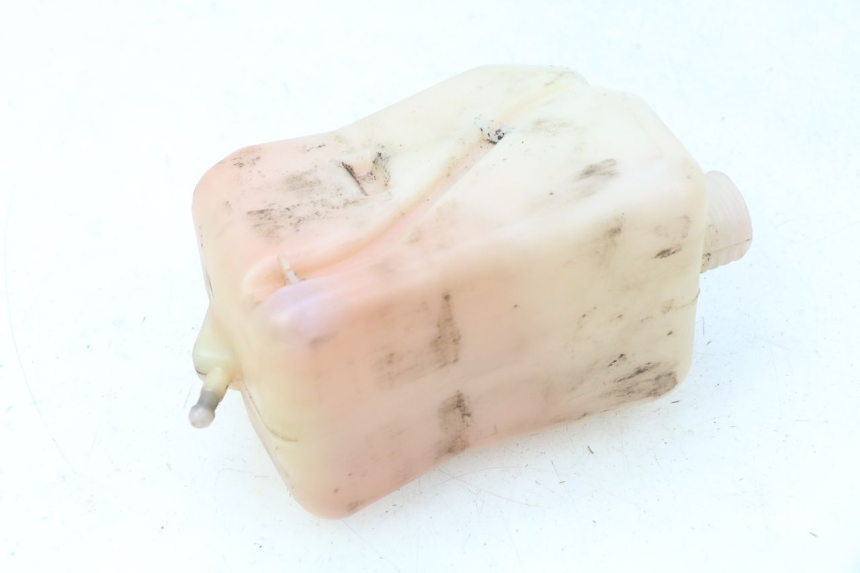 photo de ZBIORNIK OLEJU PEUGEOT LUDIX BLASTER 50 (2006 - 2014) - Zoom stanu zużycia