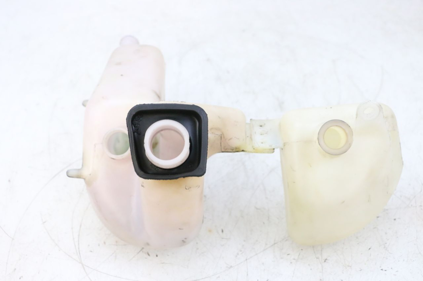 photo de ZBIORNIK OLEJU HONDA NSR R 125 (1994 - 2003) - Widok główny