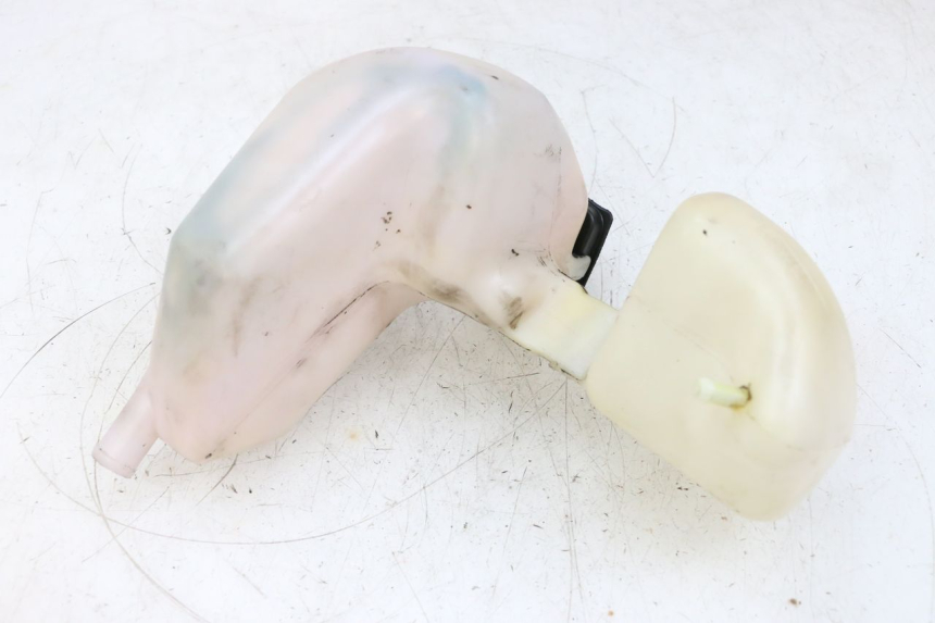 photo de ZBIORNIK OLEJU HONDA NSR R 125 (1994 - 2003) - Zoom stanu zużycia