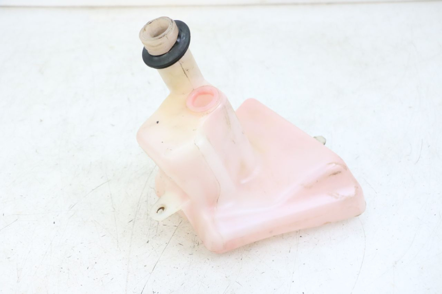 photo de ZBIORNIK OLEJU PEUGEOT TKR TREKKER FURIOUS 50 (2005 - 2014) - Inny kąt widzenia