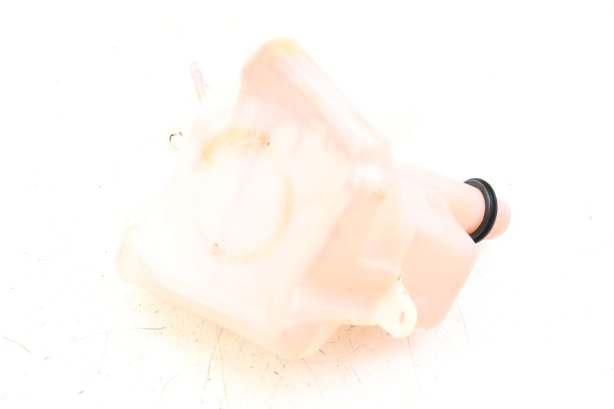 photo de ZBIORNIK OLEJU PEUGEOT TREKKER TKR 50 (2005 - 2014) - Zoom stanu zużycia