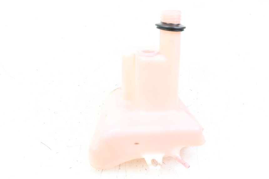 photo de ZBIORNIK OLEJU PEUGEOT TREKKER TKR 50 (2005 - 2014) - Inny kąt widzenia