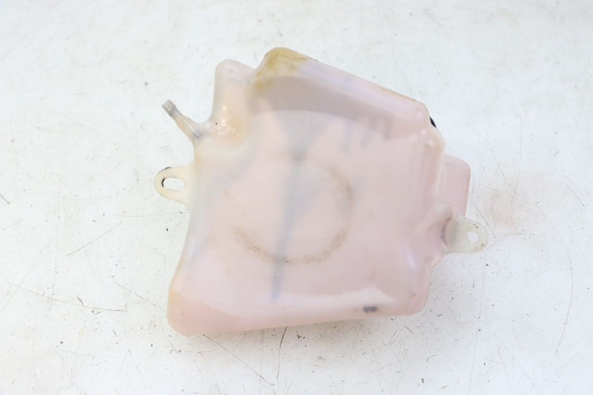 photo de ZBIORNIK OLEJU PEUGEOT TREKKER TKR 50 (2005 - 2014) - Inny kąt widzenia