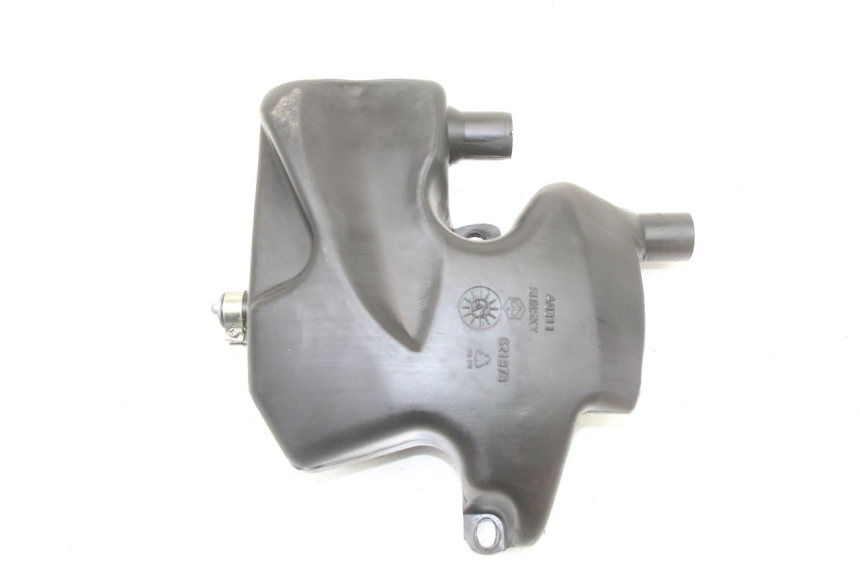 photo de ZBIORNIK OLEJU PIAGGIO ZIP 2T 50 (2009 - 2019) - Szczegół części