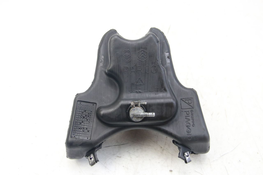 photo de ZBIORNIK OLEJU GILERA RUNNER SP 50 (2009 - 2017) - Zoom stanu zużycia