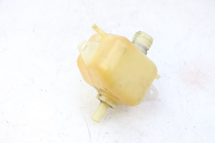 photo de ZBIORNIK OLEJU PEUGEOT SATELIS 125 (2006 - 2009) - Inny kąt widzenia