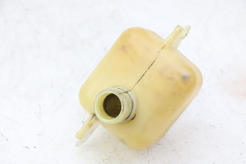 photo de ZBIORNIK OLEJU PEUGEOT SATELIS 125 (2006 - 2009) - Zbliżenie techniczne