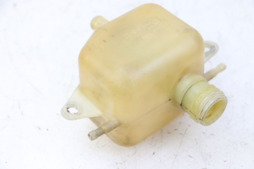 photo de ZBIORNIK OLEJU PEUGEOT SATELIS 125 (2006 - 2009) - Inny kąt widzenia