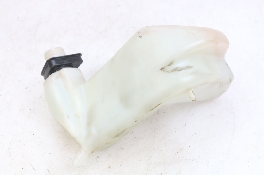 photo de ZBIORNIK OLEJU PEUGEOT SV 125 (1991 - 1994) - Inny kąt widzenia